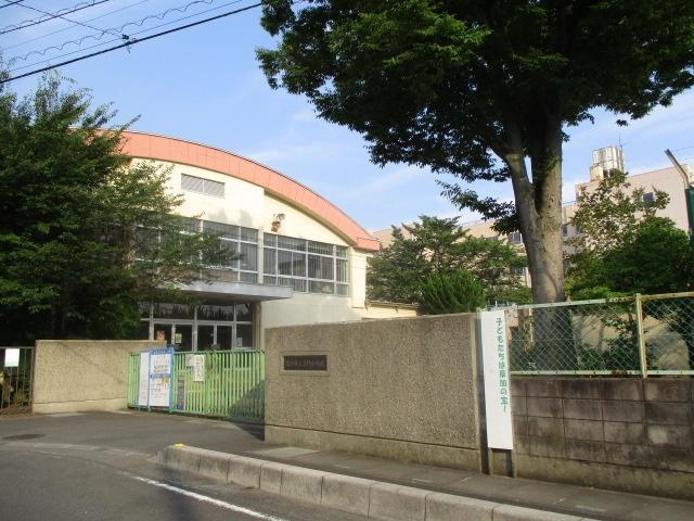草加市立清門小学校：426m
