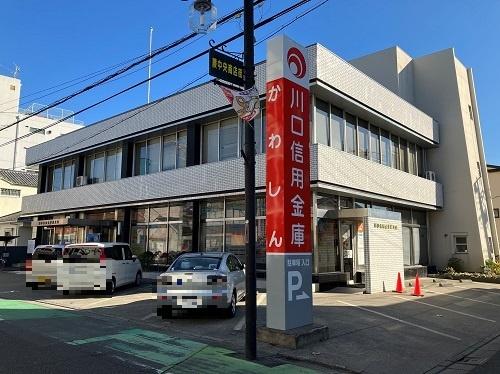 川口信用金庫蕨支店：169m