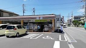 セブンイレブンそうか公園通り店：52m
