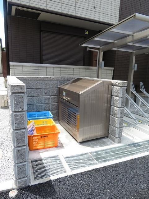 シェーングラースD（303） その他