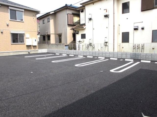 ソフィア（201） 駐車場