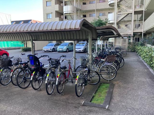 越谷南パークホームズ（503） 駐車場