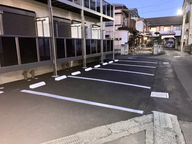 サンライズテラス（102） 駐車場