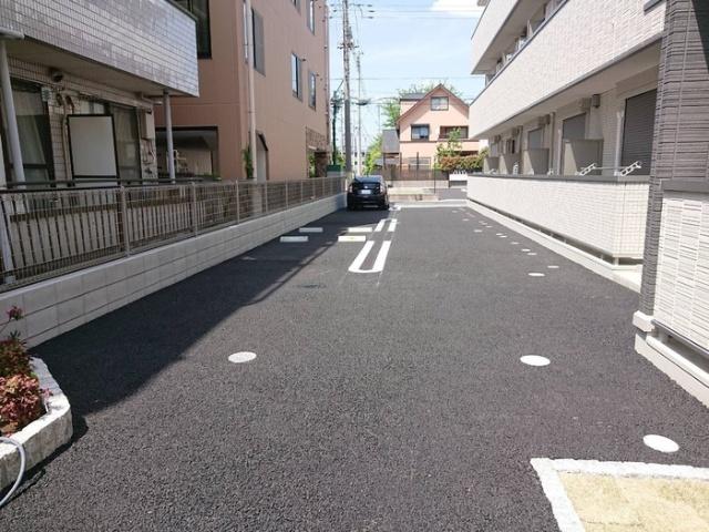 クスコ（108） 駐車場