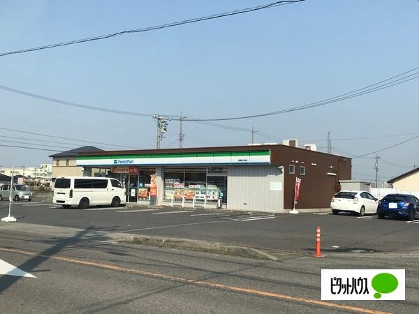 ファミリーマート西春西之保店：529m