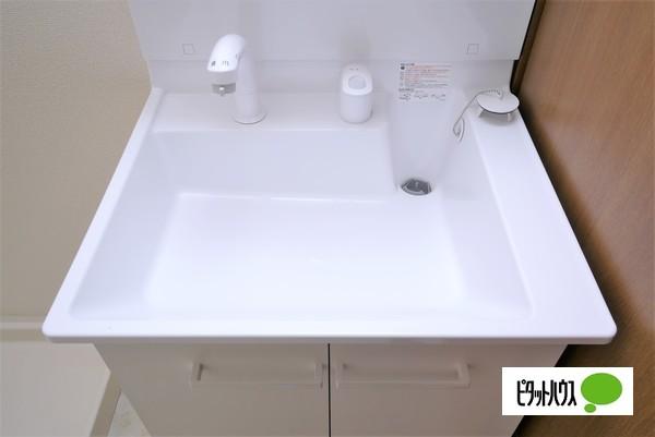 シャトル古城（201） 部屋画像