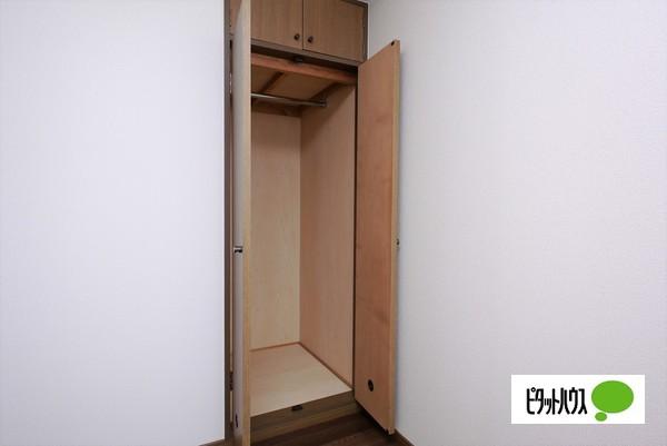 シャトル古城（201） 部屋画像