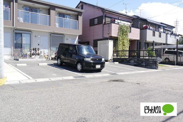 ＳＵＮＮＹ（101） 駐車場