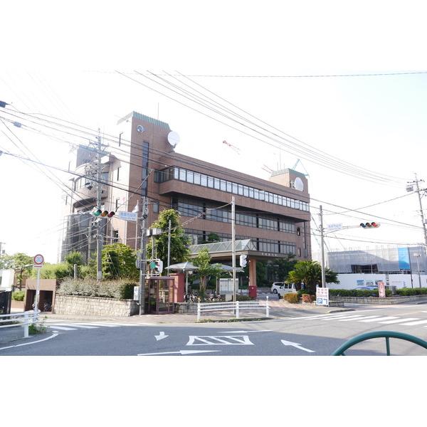 清須市役所本庁舎：324m