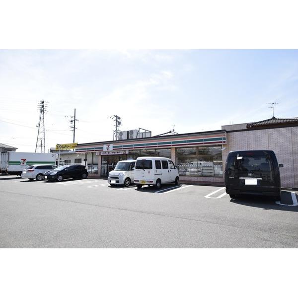 セブンイレブン岩倉神野町店：233m