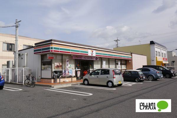 セブンイレブン北名古屋熊之庄店：539m