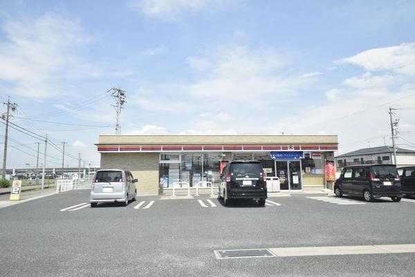 ファミリーマート清須西田中松本店：206m