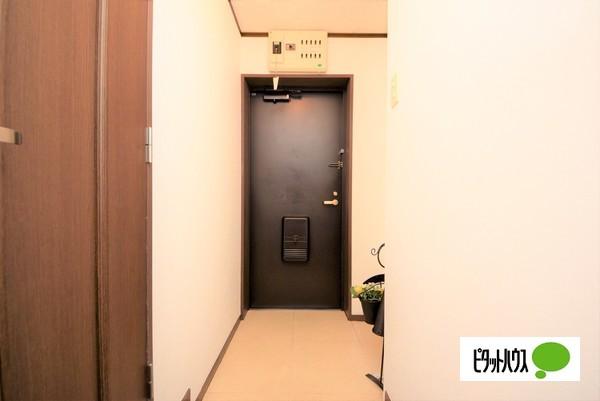 レジデンツ菩提樹（1C） 玄関