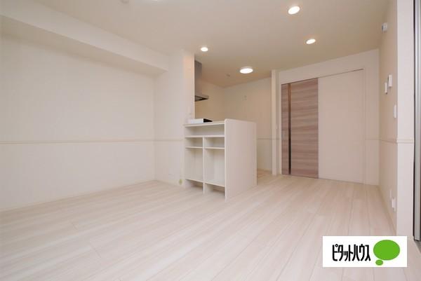 HOURAIマンション（101） リビング