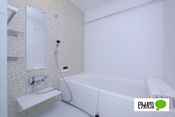 HOURAIマンション（101） バス／シャワー