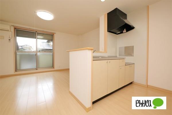 ＬＵＭＩＥＲＥ（205） キッチン