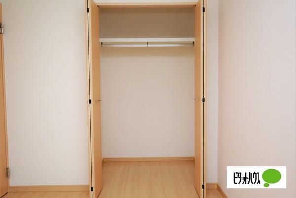 ＬＵＭＩＥＲＥ（205） 収納