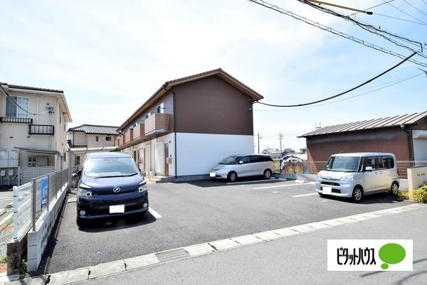 ＦＧメゾン（E） 駐車場