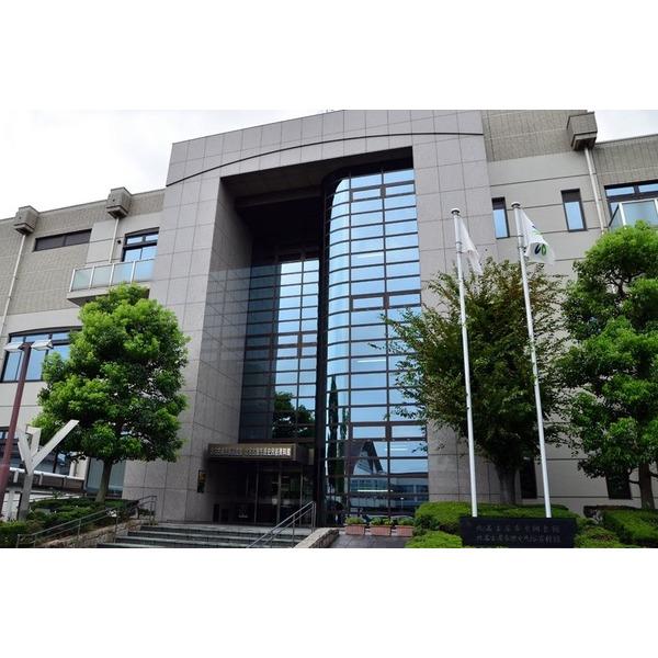 北名古屋市東図書館：2122m