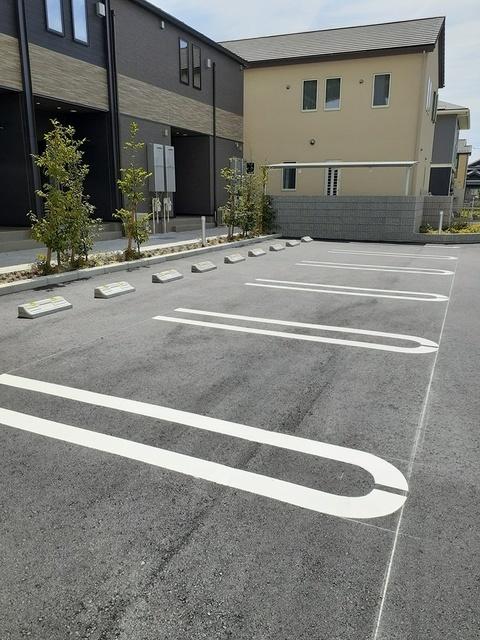 クレアティボ　カーサ（203） 駐車場