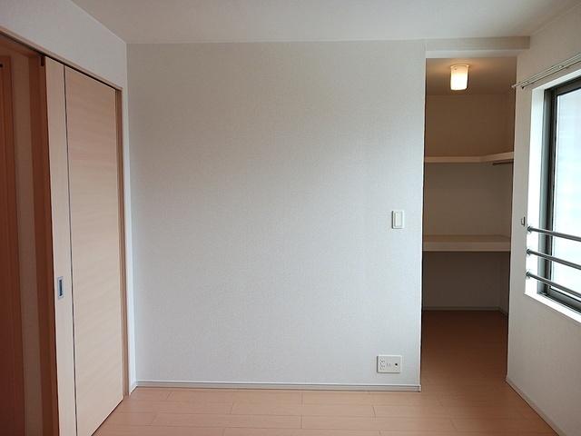 エレガンシア　レジデンス（303） 室内
