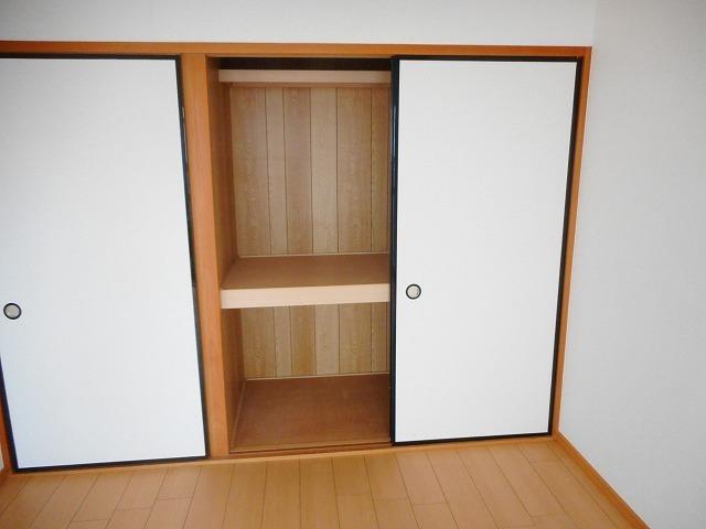 ウイングイースト（102） 収納