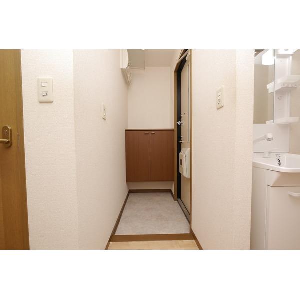サンパーク美田（103） 玄関