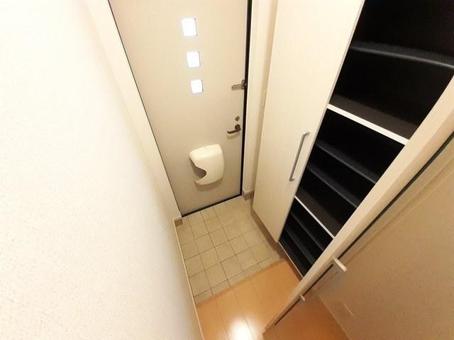 ＦＲＡＩＳＥ（203） 玄関
