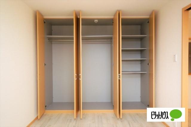 ミルトハウゼ（302） 収納