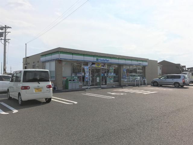 ファミリーマート北名古屋徳重杁ノ口店：212m