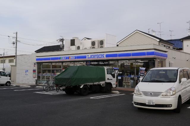 ローソン高田寺店：584m
