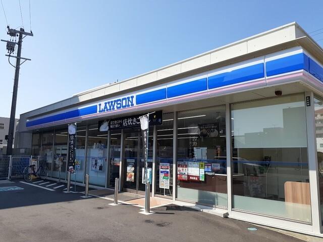 ローソン西春駅前：210m