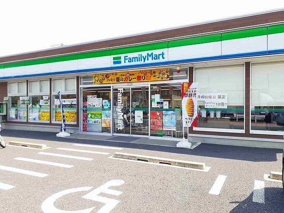ファミリーマート　東町藤塚店：390m