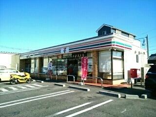セブンイレブン　如意店：700m
