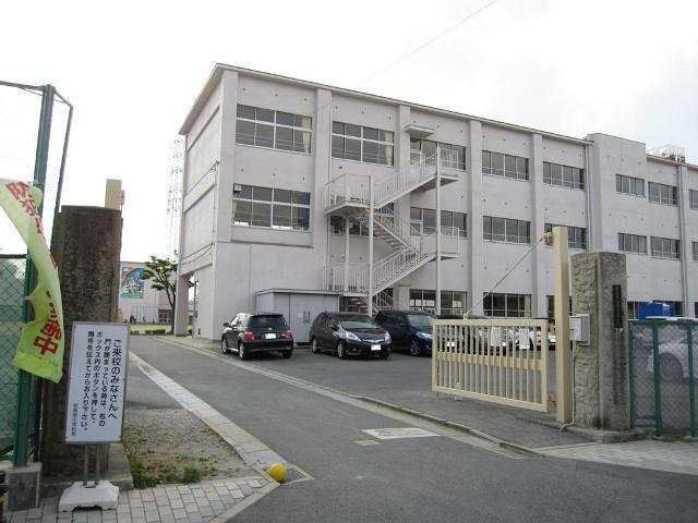 岩倉市立　岩倉南小学校：150m
