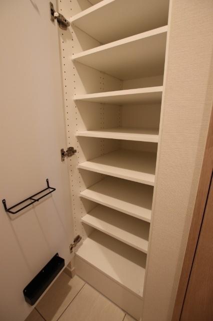 クレヴィアリグゼ日暮里根岸（701） 収納