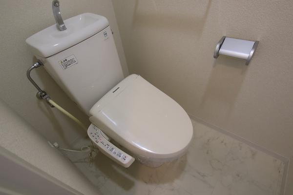 プライムアーバン町屋サウスコート（605） トイレ