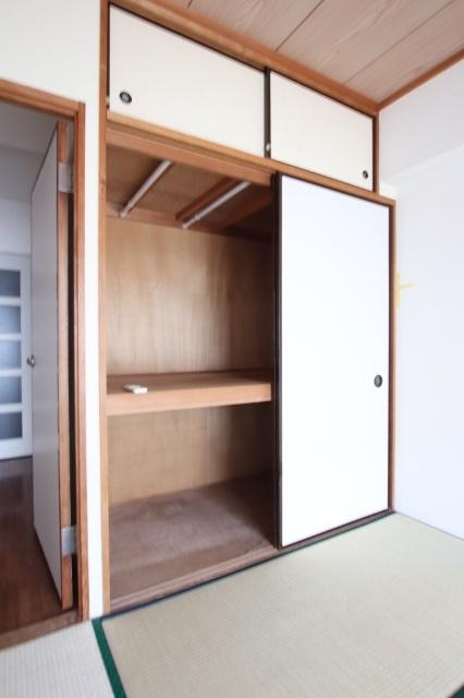 クレストパレス荒川（302） 収納