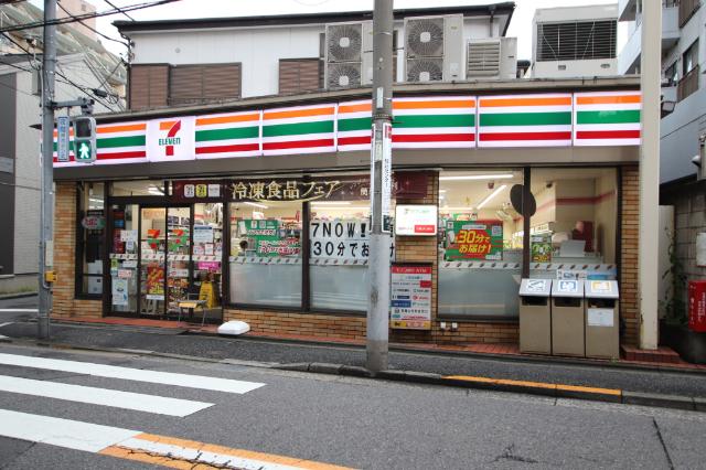 セブンイレブン北区田端3丁目店：298m