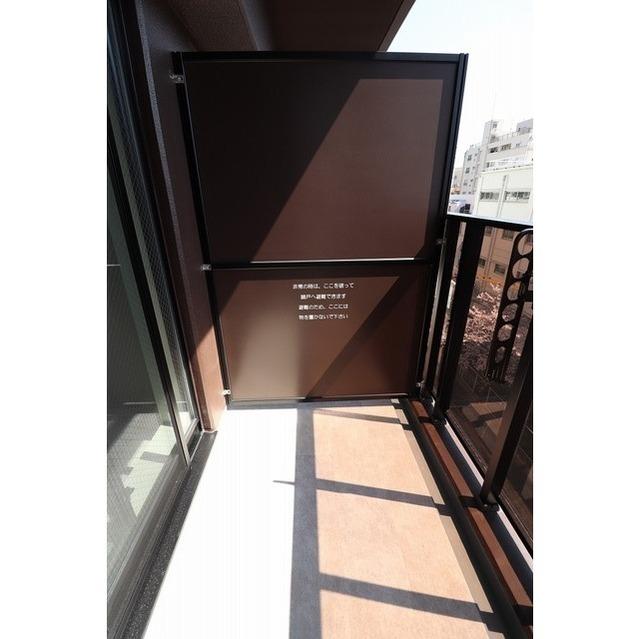 ＯＲＭＥ　ＣＯＵＲＴ　ＮＩＰＰＯＲＩ　ＥＡＳＴ（0301） バルコニー