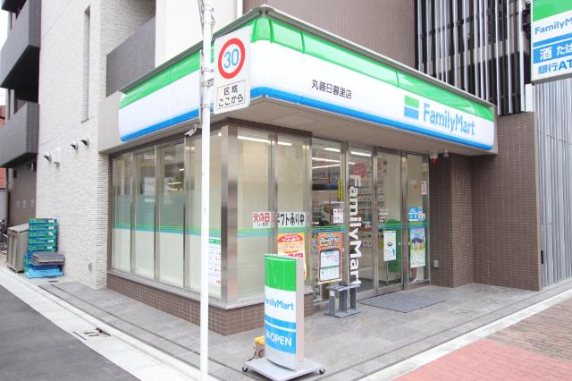ファミリーマート丸善日暮里店：175m