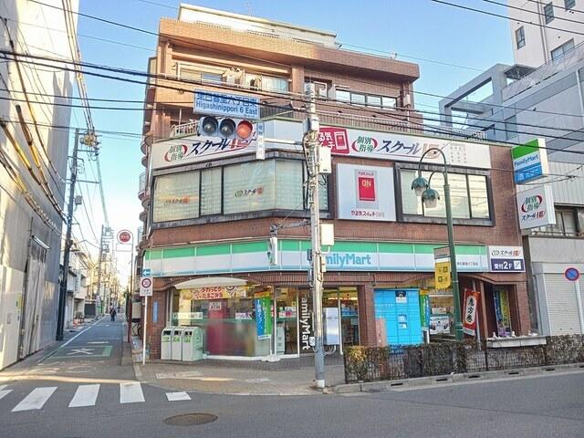 ファミリーマート東日暮里６店：28m
