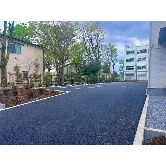 グラントレ宮城（105） 駐車場