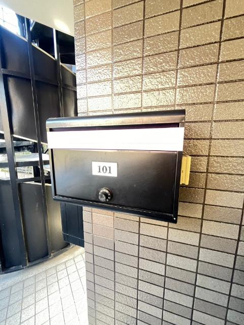 シャトル小茂根 物件画像