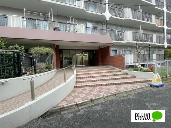 田端スカイハイツ エントランス