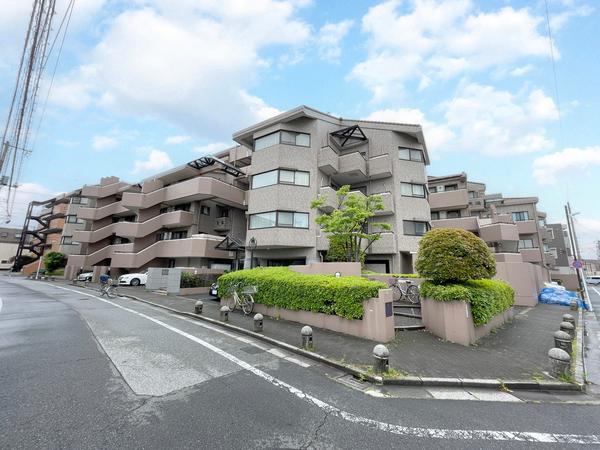 ハイホーム綾瀬 外観