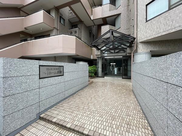 ハイホーム綾瀬 エントランス