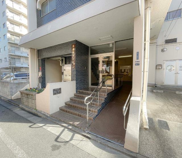 高島平マンション エントランス