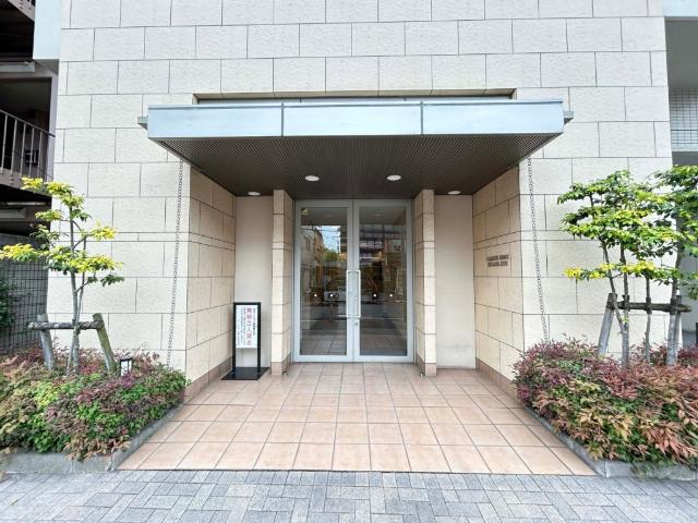 ガーデンホーム東十条 エントランス