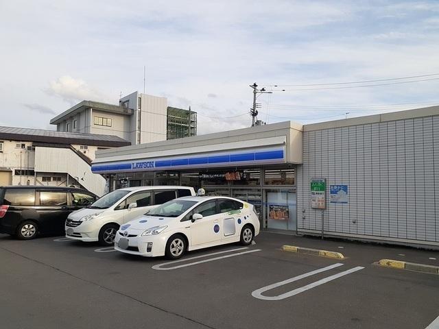 ローソン青森南佃二丁目店：800m